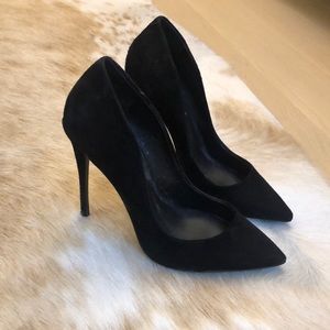 Steve Madden daisie pumps - black suede - sz 5